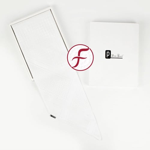 شماغ بري دانيال الإنجليزي ابيض 2022