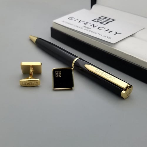 العرض البلاتيني من جيفنشي F32