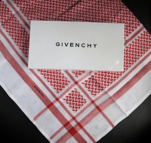 شماغ جيفنشي رسمي 22