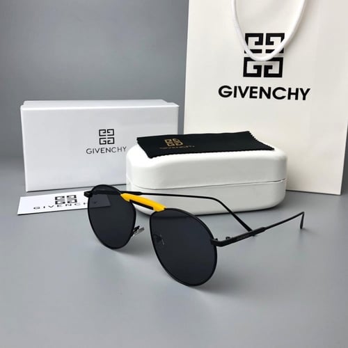 العرض الملكي الفاخر"جيفنشي"