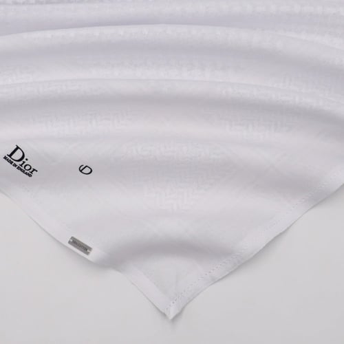 شماغ ديور ابيض كلاسيك