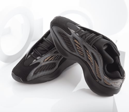 حذاء كاجوال 700