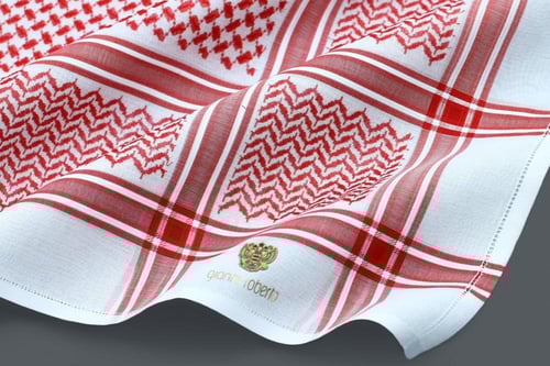 شماغ جياني روبرتو الإيطالي