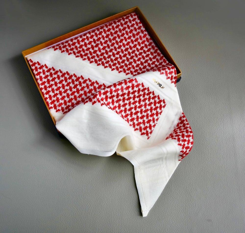 شماغ بروجيه رجالي احمر بيج موديل جديد 2