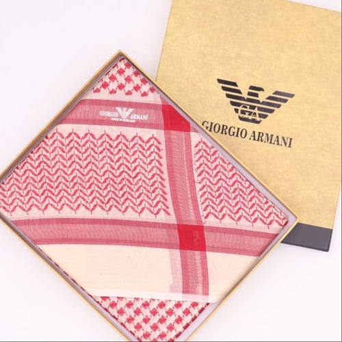 شماغ جورجيو آرمني بيج