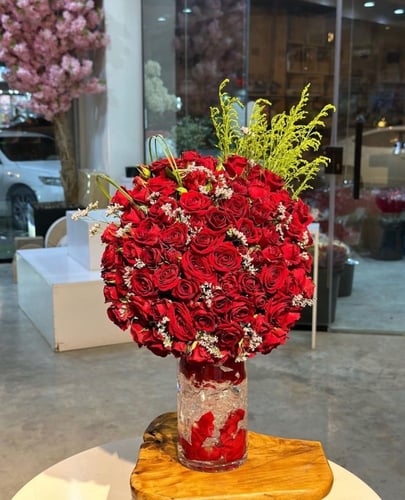 فازات ورد متنوعه