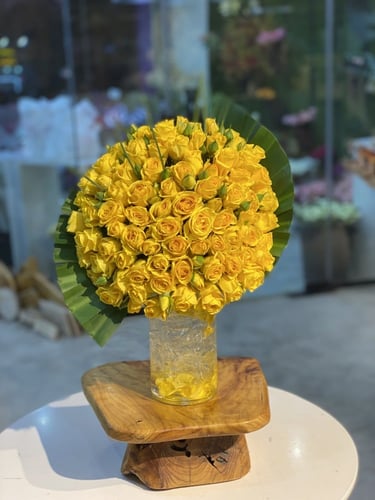 فازات ورد متنوعه