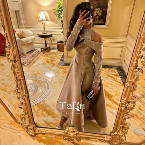 فستان سهرة فخم بيج طويل باكمام