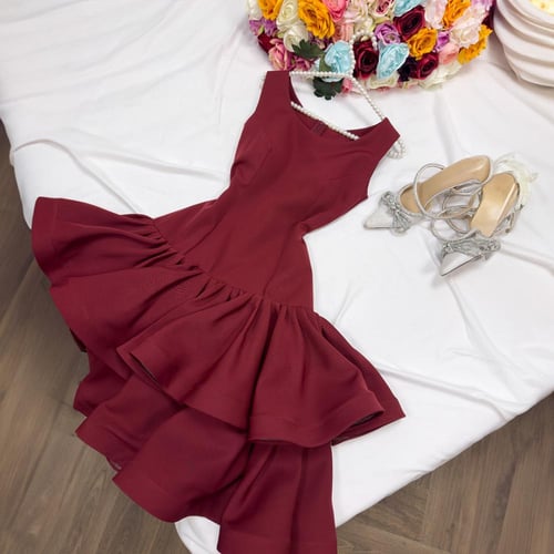 فستان قصير الخامه:باربي