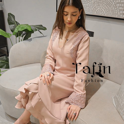 فستان تولاي ميدي