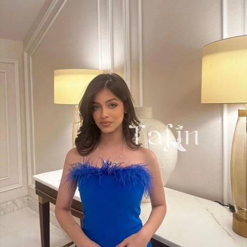 فستان سهرة طويل بدون أكمام