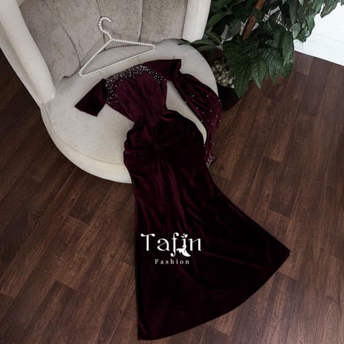 فستان سهرة كلاسيك بورغندي