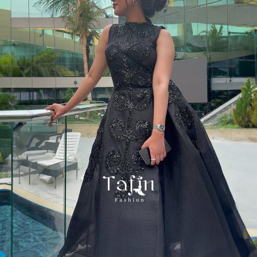 فستان wahj لون اسود