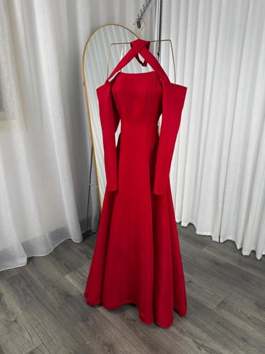 فستان مناله