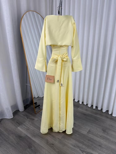 فستان نبيره