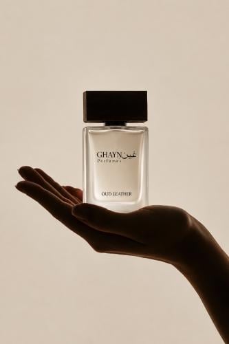 Oud leather