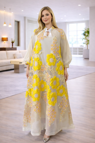 جلابية نسائي بتصميم مزخرف بأزهار كبيرة وأكمام طويل...