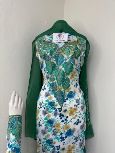 مخاوير حرير مخرم بالطرحه تطريز وكريستال