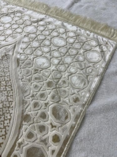 سجادة صلاة سوري حرير ناعمه فخمه