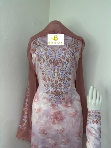 مخاوير اماراتي حرير ديجتال بالطرحه تطريز وكريستال