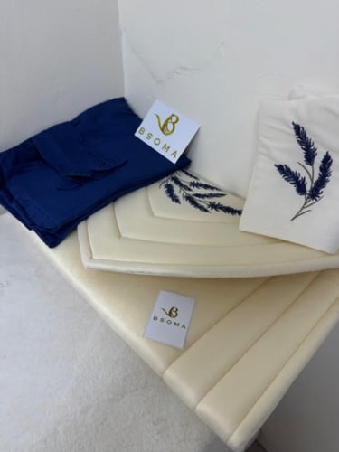 طقم صلاة كامل فاخر - شرشف بليسيه لف + سجادة اسنفج...