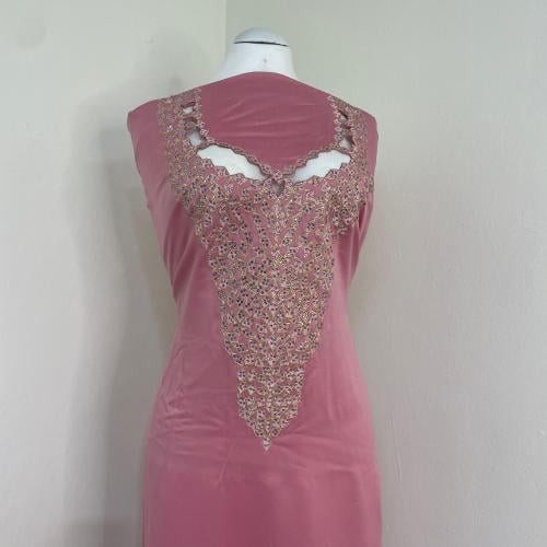 مخور حرير كريب مخرم تطريز وكريستال