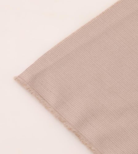 بيج فاتح مقلم C1