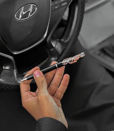 قلم بالاسم أنيق من - أليزا