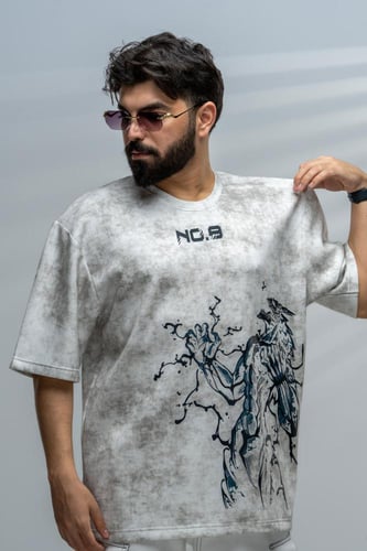 تيشرت أبيض بتصميم شخصية الوحش رقم 8