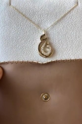 سلسال الحروف يليق بك / صممناه لك لأن كل حرف فيك له...