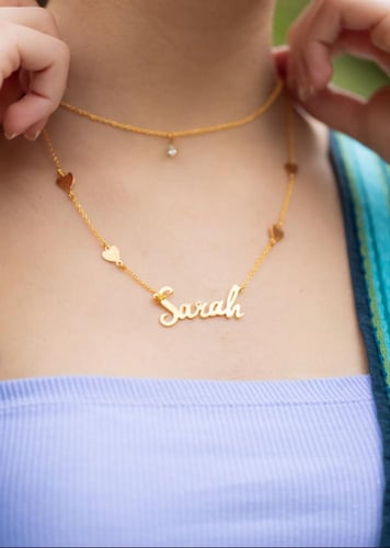 سلسال بأسمك مع قلوب - رمز الحب والتفرد