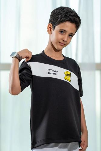 تيشرت الإتحاد أسود بشريط أبيض مائل