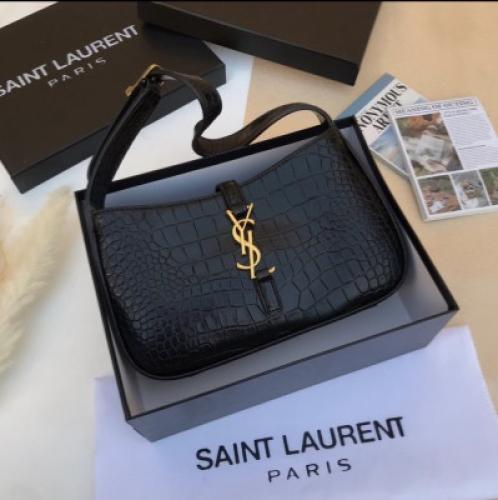 شنطة سان لوران