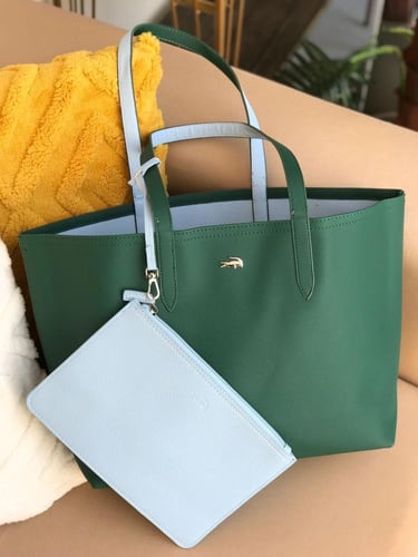 شنطة لاكوست