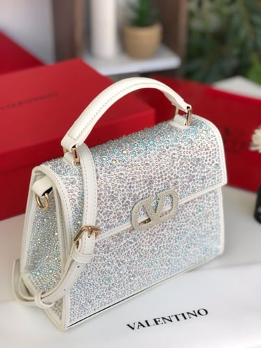 شنطة فلنتينو كريستال