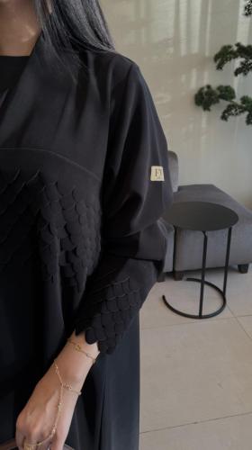 عباية شموخ بقماش كريب كوري