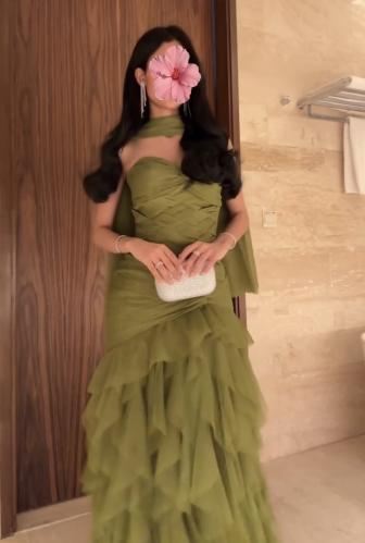 Thankfulness dress