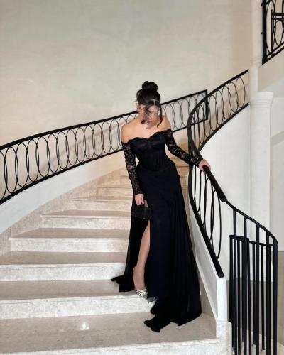 Elegant lace dress