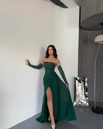 Elegant green dress