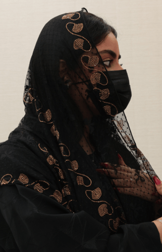 طرحة تل تطريز ذهبي 603