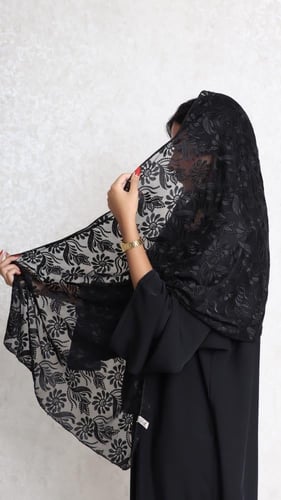 طرحة حرير طبيعي تطريز كامل وفصوص 3