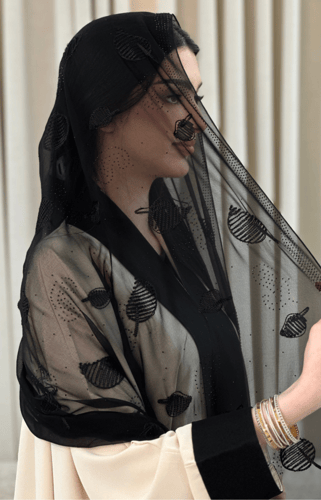 طرحة حرير طبيعي تطريز اسود 846