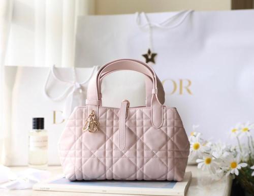 حقيبة Toujours من ديور