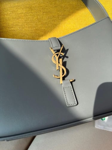 شنطة سان لوران