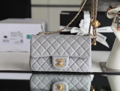 شنطة شانيل فلاب باق مقاس 20cm