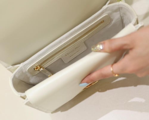 شنطه ديور جولي