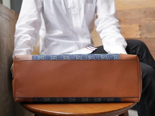 شنطة توت باق قوتشي