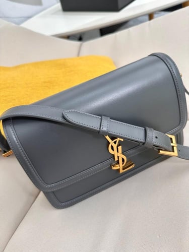 شنطة سان لوران