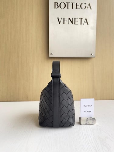 شنطة بوتيقا Candy Wallace مقاس17cm