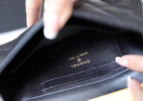 شنطة شانيل كروس باق مقاس 18cm